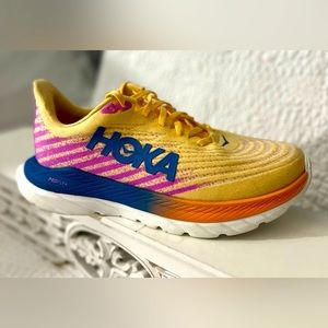Hoka MACH 5